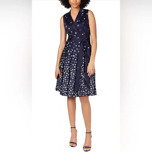 Anne Klein Distant Mountain Climb Dress - Picture 1 of 8